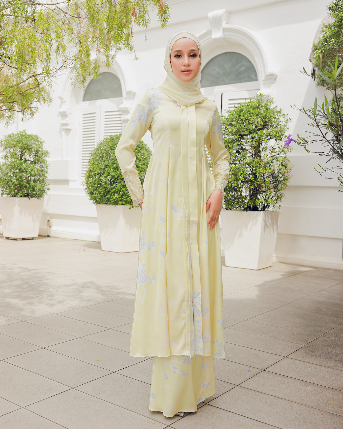 ZALISYA KEBARUNG- YELLOW