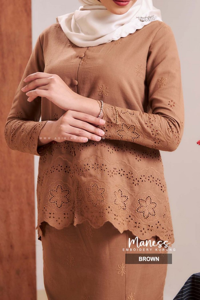 MANESS EMBOIDERY in BROWN