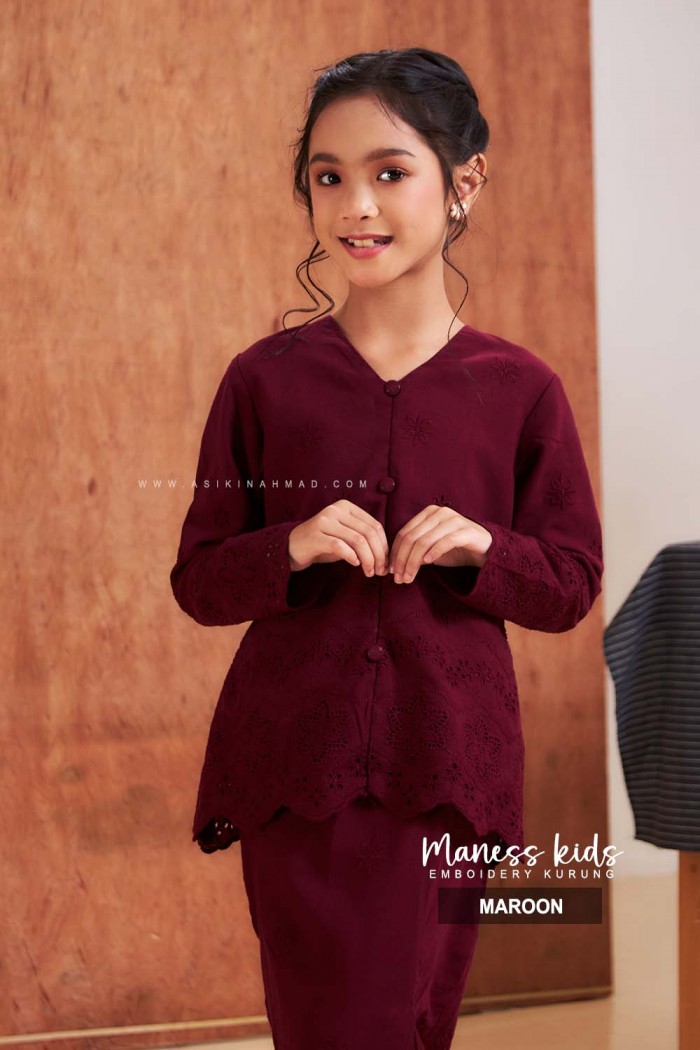 MANESS EMBOIDERY KIDS in MAROON