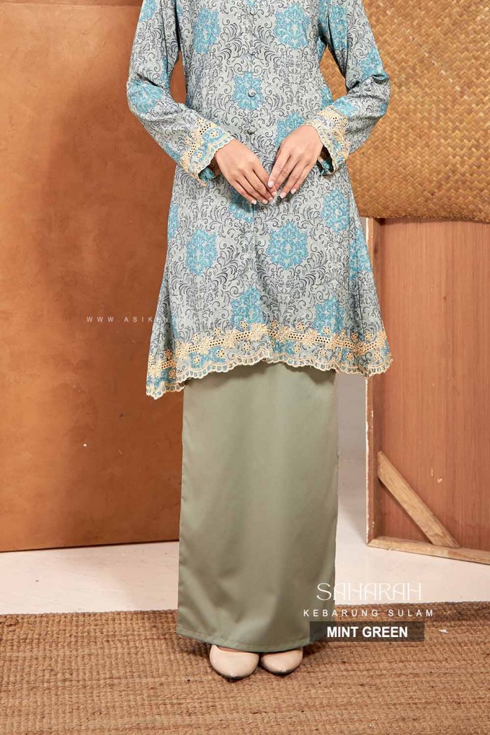 SAHARAH KEBARUNG in MINT GREEN