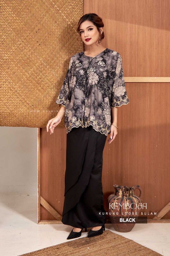 KEMBOJA KURUNG in BLACK