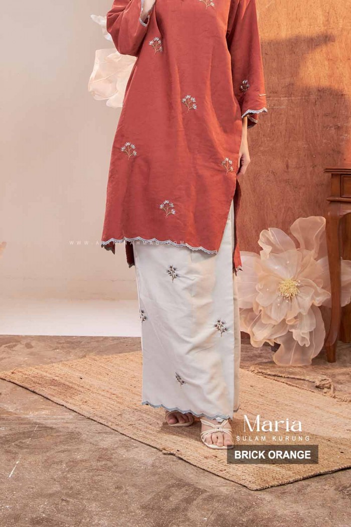 MARIA KURUNG SULAM in BRICK ORANGE