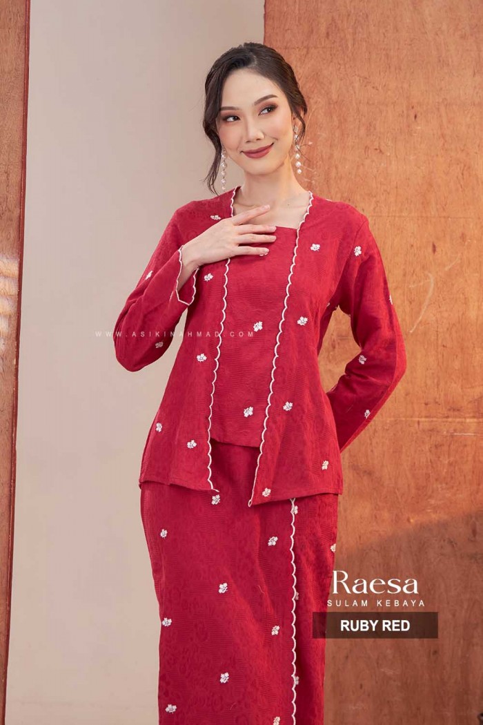 RAESA KEBAYA SULAM in RUBY RED