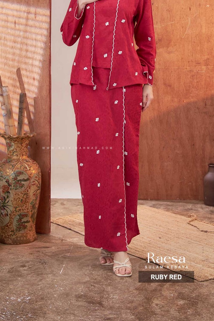 RAESA KEBAYA SULAM in RUBY RED