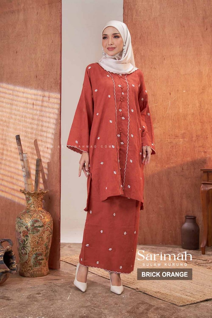 SARIMAH KURUNG SULAM in BRICK ORANGE