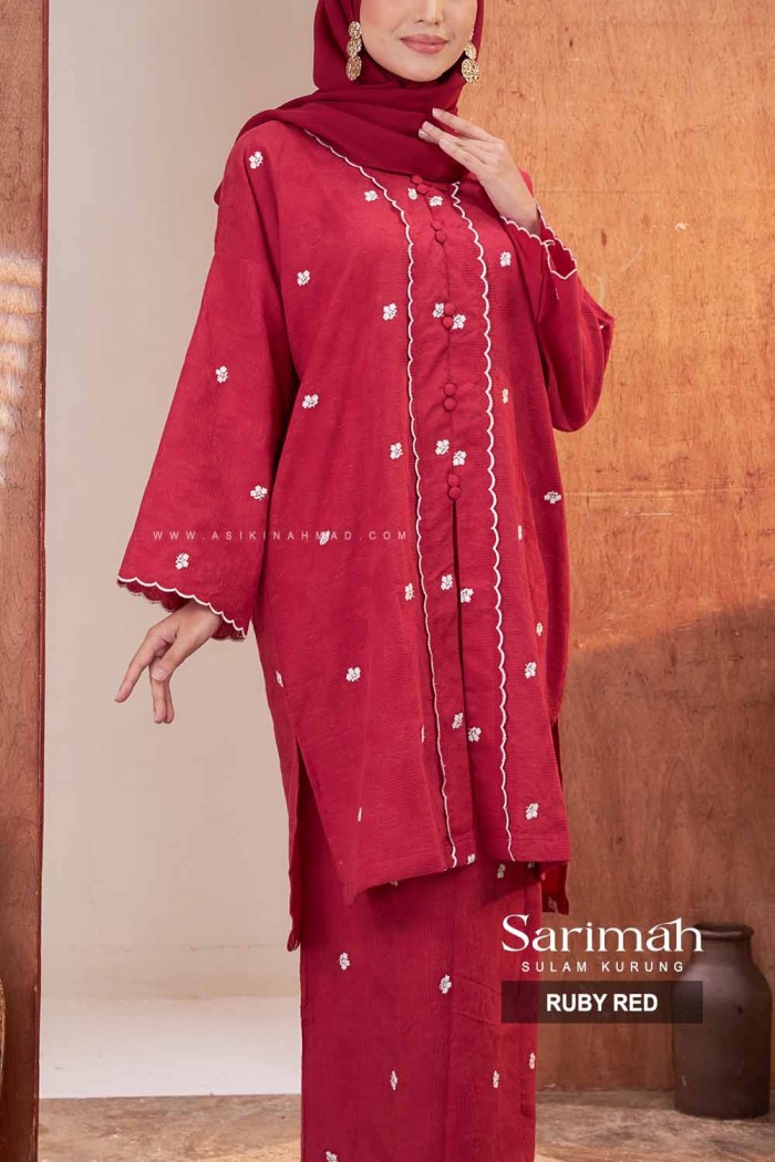 SARIMAH KURUNG SULAM in RUBY RED