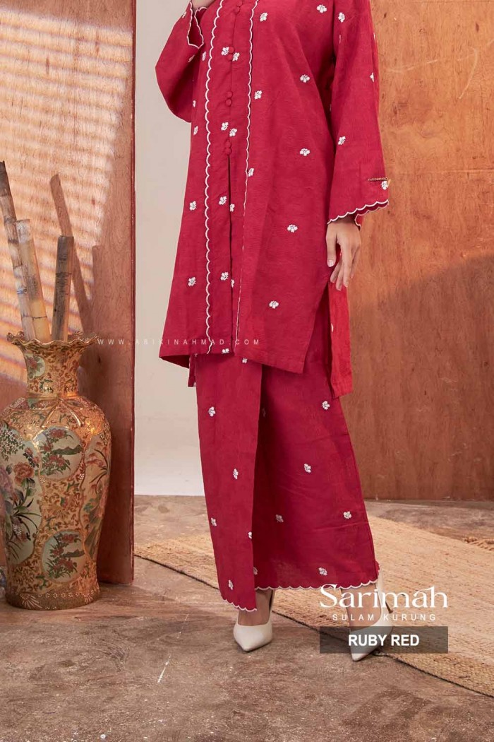 SARIMAH KURUNG SULAM in RUBY RED