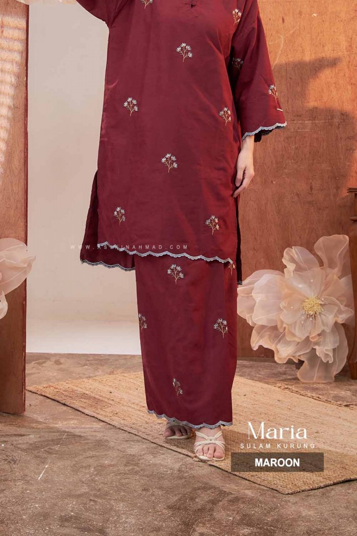 MARIA KURUNG SULAM in MAROON