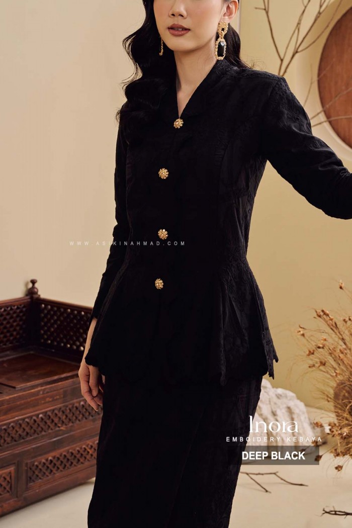 INORA KEBAYA in DEEP BLACK