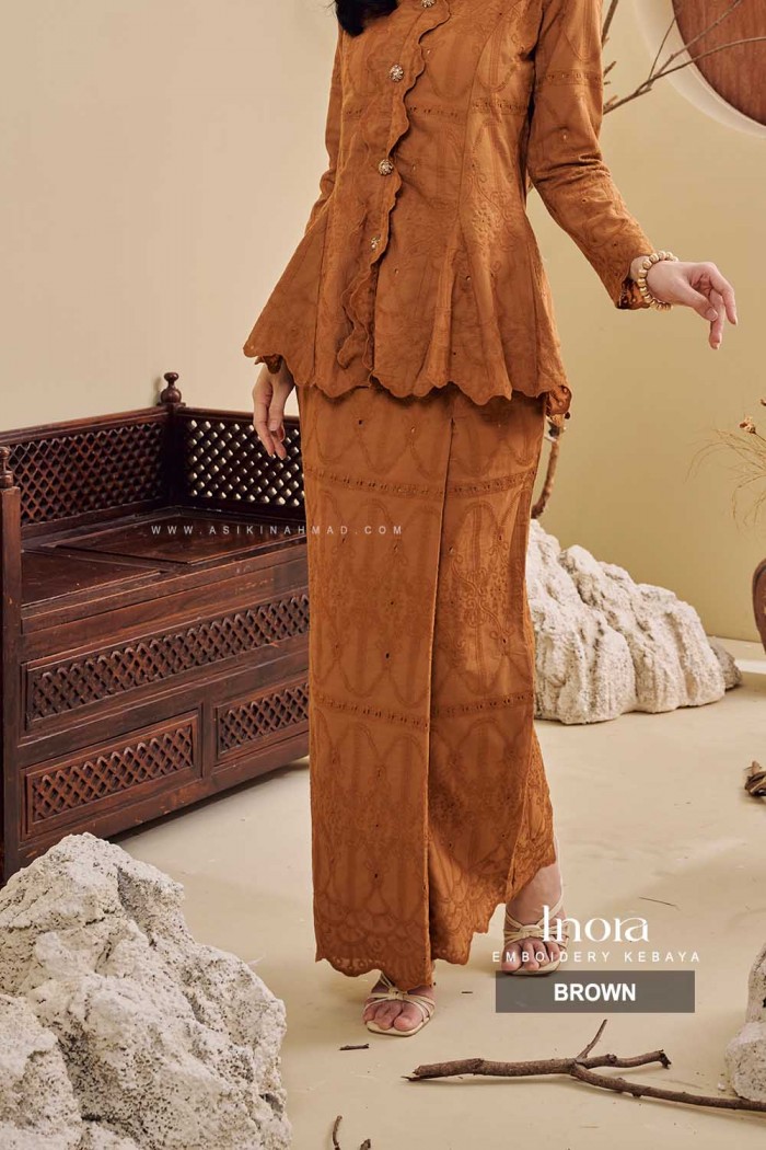 INORA KEBAYA in BROWN