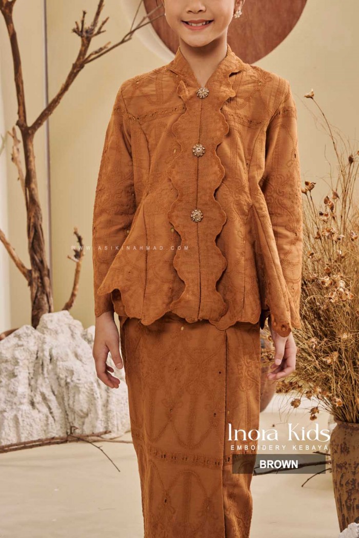 INORA KEBAYA KIDS in BROWN